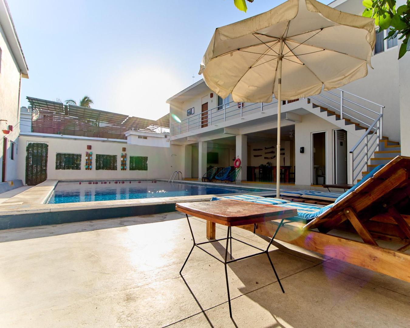 Bungalows Las Hamacas San Patricio Melaque Dış mekan fotoğraf